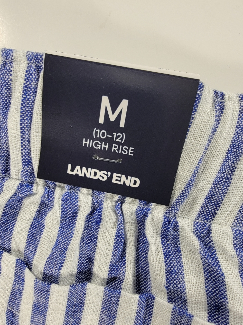NEW Lands End Women's 100% Linen High Rise Pull On Nautical Stripe Shorts Medium - Picture 5 of 9